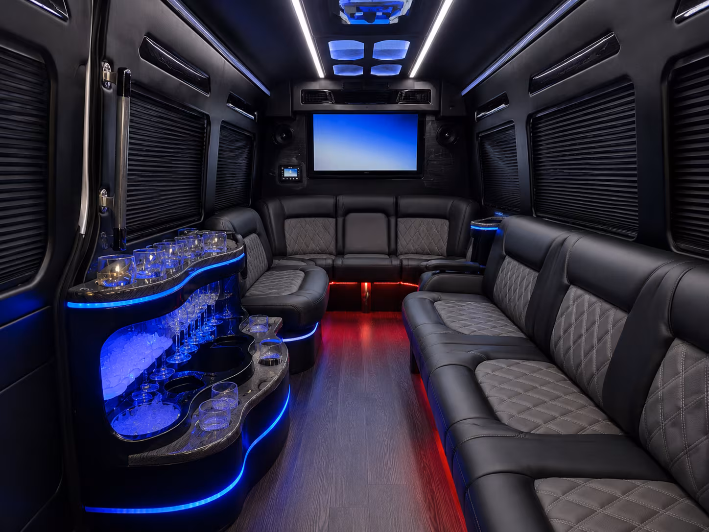 bus rentals for corporate retreats and offsites near st cloud
