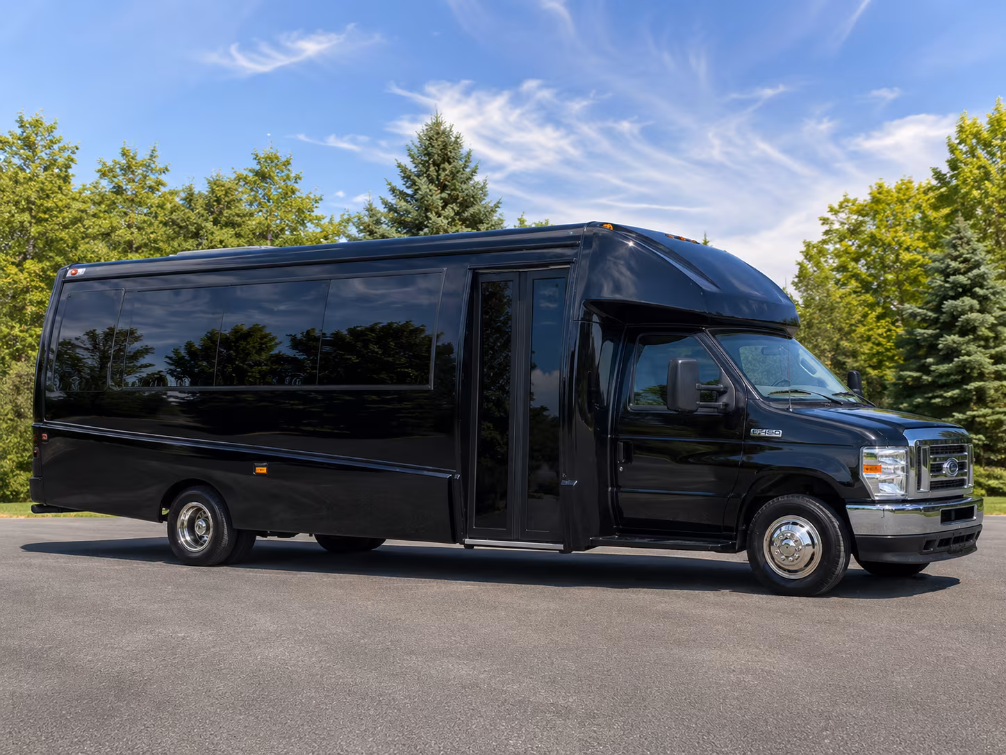 corporate and conference buses in st cloud minnesota