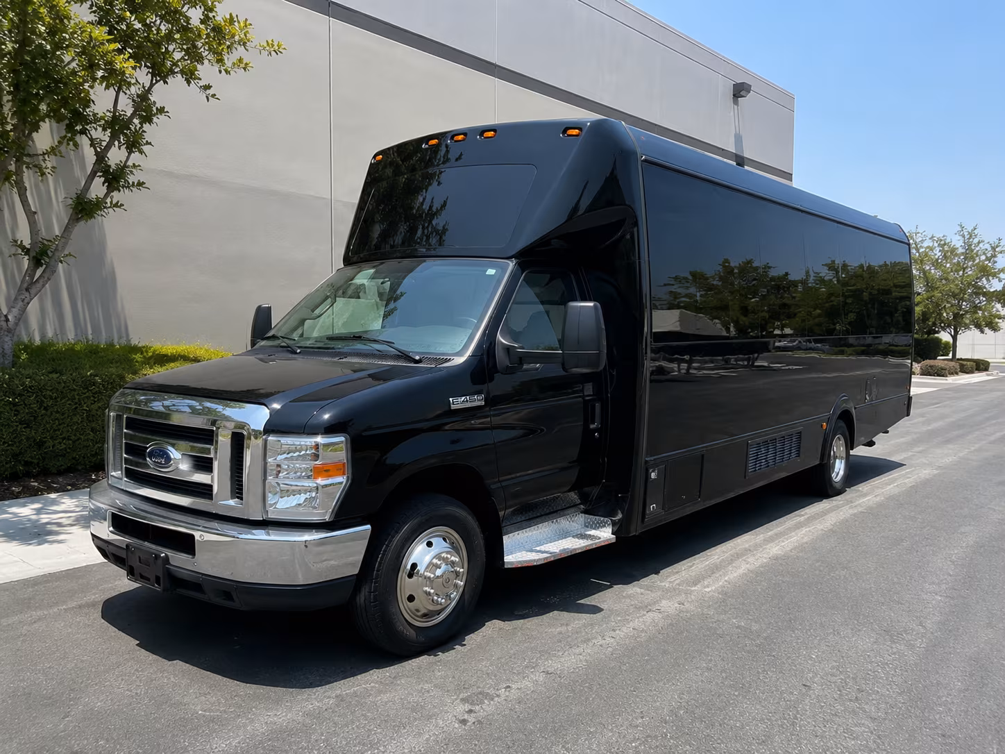 do extra stops add to the cost of a bus rental in st cloud