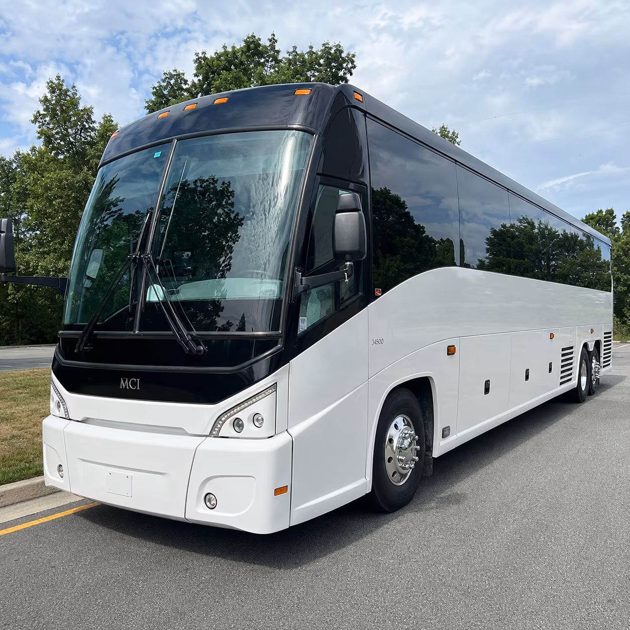group shuttle buses between st cloud hotels and msp airport