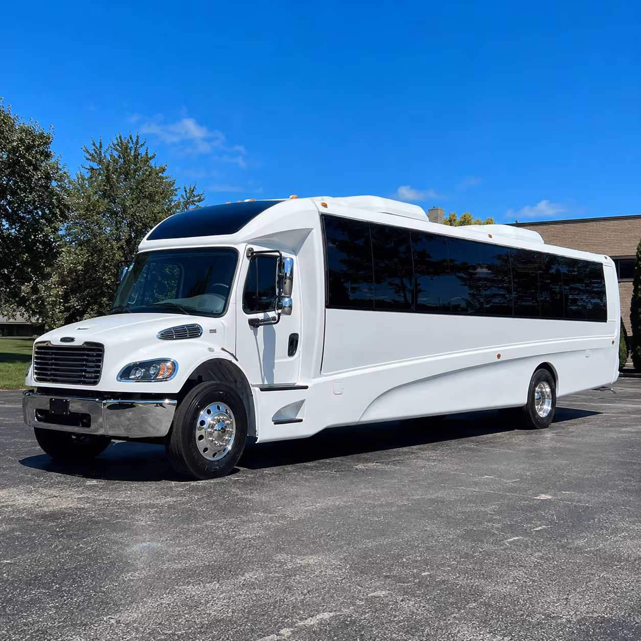 st cloud 35 passenger minibus